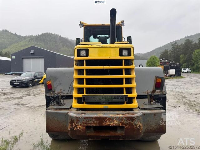 Nakladač Komatsu WA380 Wheel Loader – Bucket and Joystick Steering