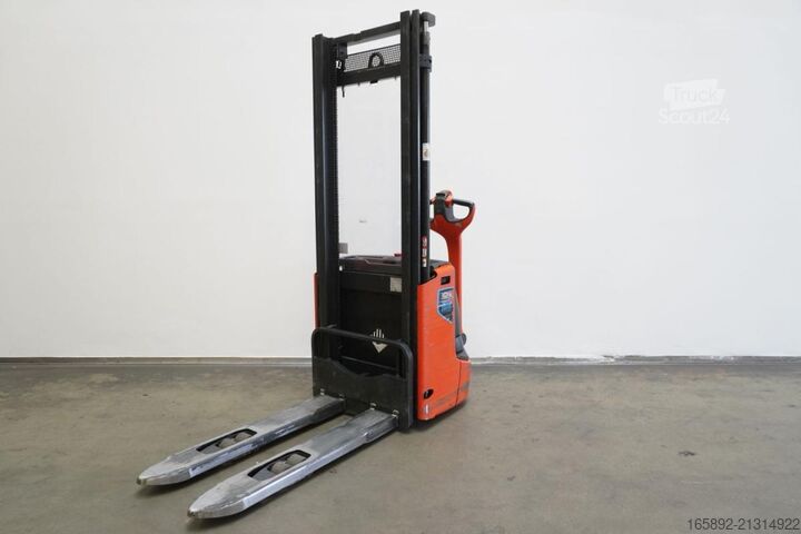 Manual stacker Linde L 12 ION 1172