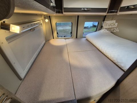 Camper van Pössl Summit 600 Plus *2019*165*AHK*Solar*RFK*