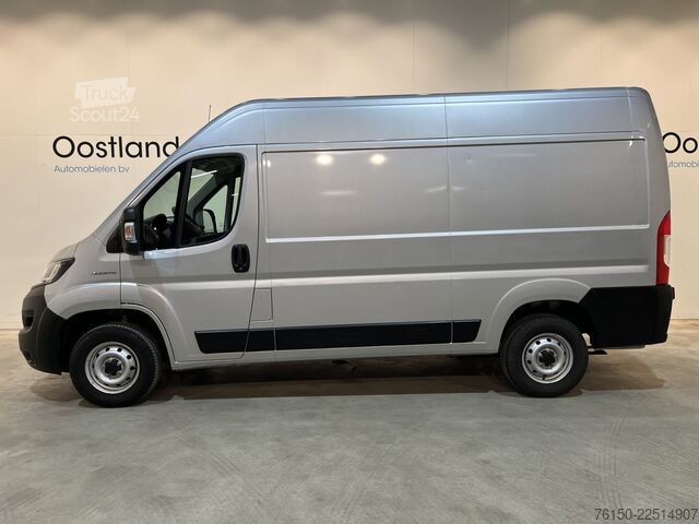 Furgão de painéis Fiat Ducato 30 2.3 MultiJet L2H2 120 PK / Euro 6 / A...