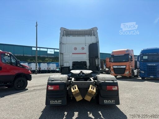Standart çekici ünitesi DAF XF 510