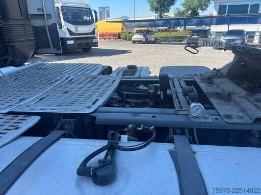 Standart çekici ünitesi DAF XF 510