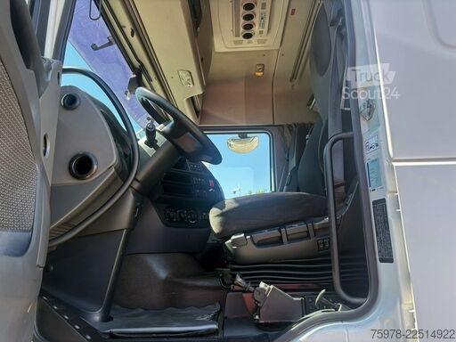 Standart çekici ünitesi DAF XF 510