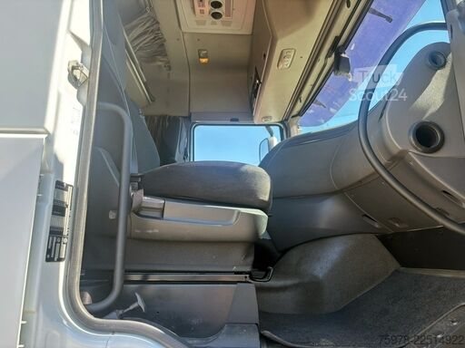 Standart çekici ünitesi DAF XF 510