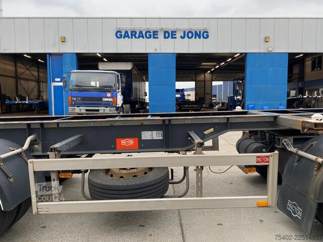 Konteyner taşımacılığı Pacton AXC.330 AXC330 / 20 FT Container Chassis Aanhan...