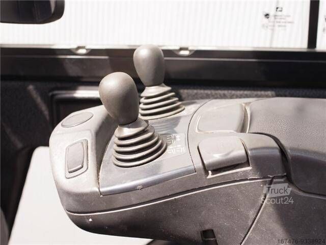 Čelný vysokozdvižný vozík Linde H 25T