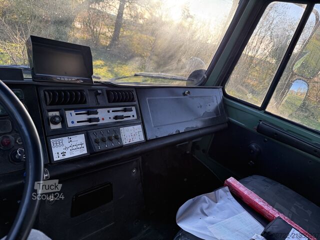 Maszyna rolnicza Mercedes-Benz Unimog U 1000 U424