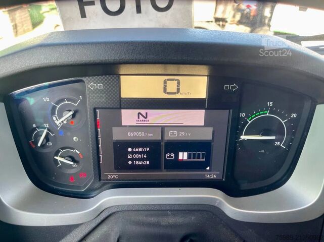 Standaard-SZM Renault T520 VF610A369JD010314  RETARDER, 2X FUEL TANK,...