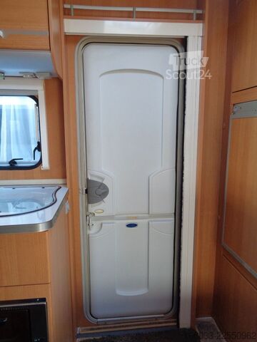 Caravane WILK S3 450 HTD *Fahrradträger*Ultraheat*Backofen*