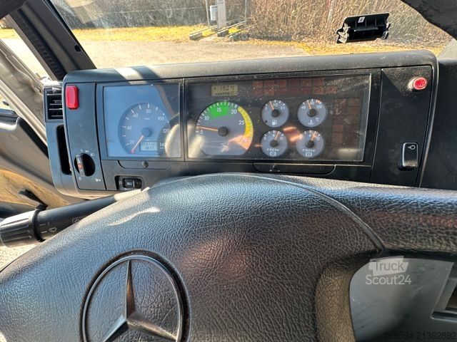 شاحنة مشروبات MERCEDES-BENZ 818 D VARIO - Pritsche, Getränkeaufbau, LBW, AHK