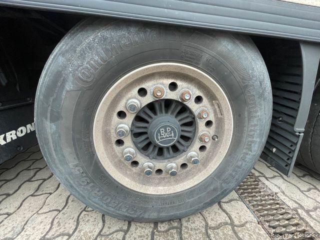 Öppen semitrailer med kapell KRONE SD Plane Mega Edscha Hubdach 2x Liftachse