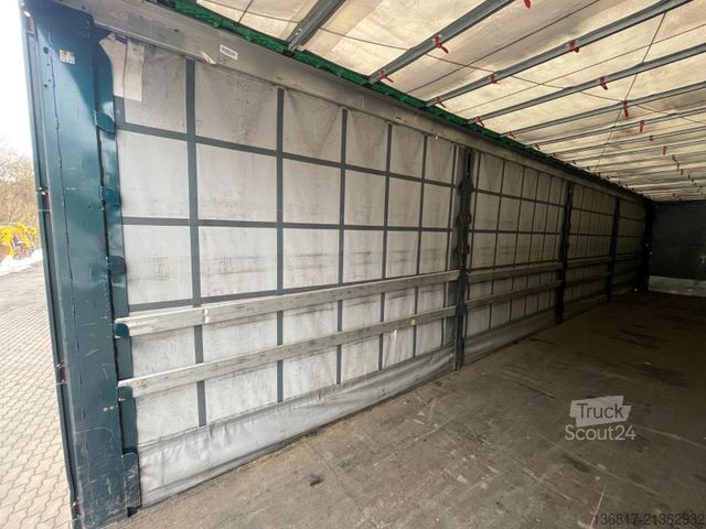 Öppen semitrailer med kapell KRONE SD Plane Mega Edscha Hubdach 2x Liftachse