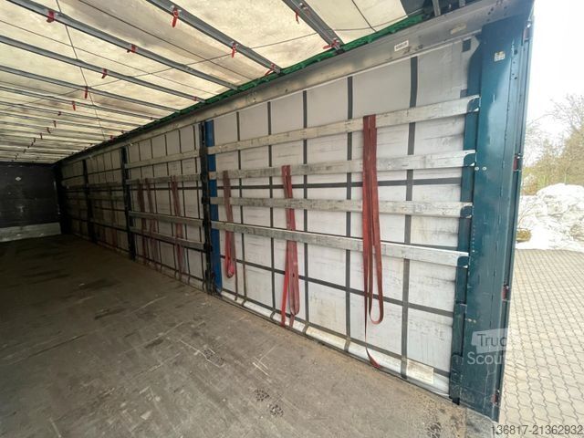 Öppen semitrailer med kapell KRONE SD Plane Mega Edscha Hubdach 2x Liftachse