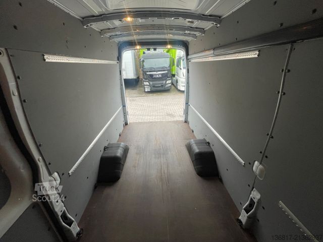 Kastenwagen hoch FORD Transit Kasten 470 L4H3 AHK ZWILLINGSREIFEN 4,7t