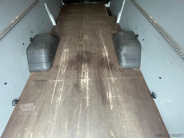 Kastenwagen hoch FORD Transit Kasten 470 L4H3 AHK ZWILLINGSREIFEN 4,7t