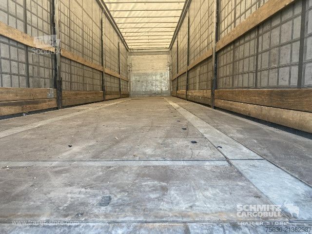 Semi-reboque aberto com lona Schmitz Cargobull Semitrailer Curtainsider Coil