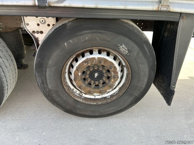 Presenninger, der kan skubbes Schmitz Cargobull SCB S3T / Curtainside / Disk Brakes / APK TUV 1...