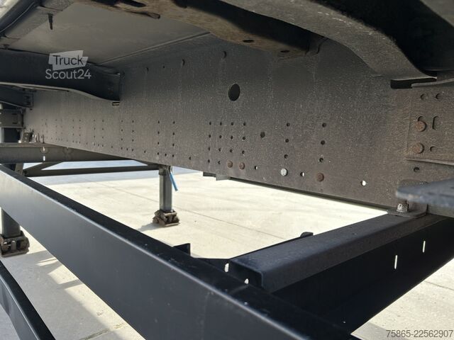 Presenninger, der kan skubbes Schmitz Cargobull SCB S3T / Curtainside / Disk Brakes / APK TUV 1...