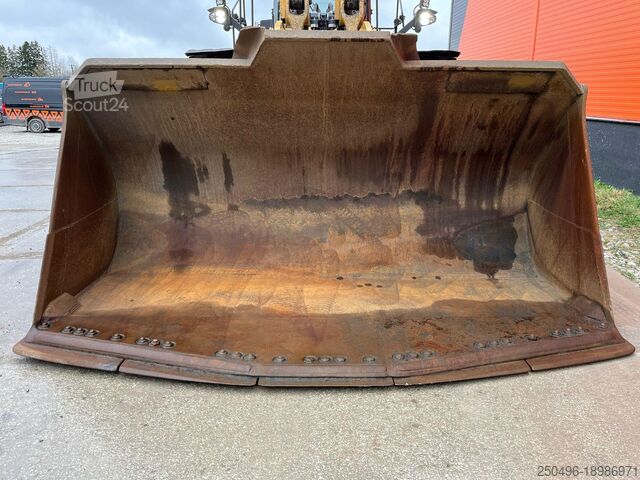 încărcător pe roți Caterpillar 982 M 4x4 AC / CENTRL LUBRICATION