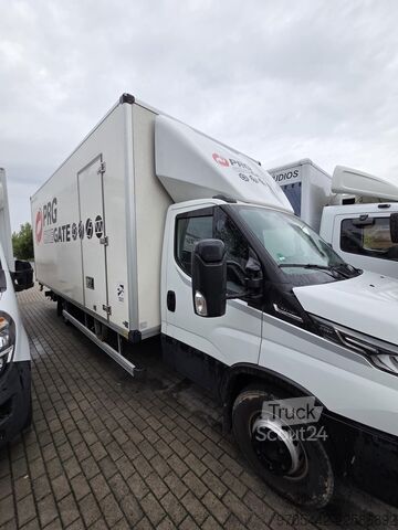 Dubă cu caroserie tip cutie Iveco Daily 70C18