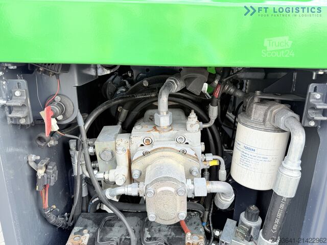 Vierwegvorkheftruck Combilift C5000XL / DIESEL / WIDE FORK POSITIONER