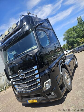 Volumentransporter Mercedes-Benz Actros mp5