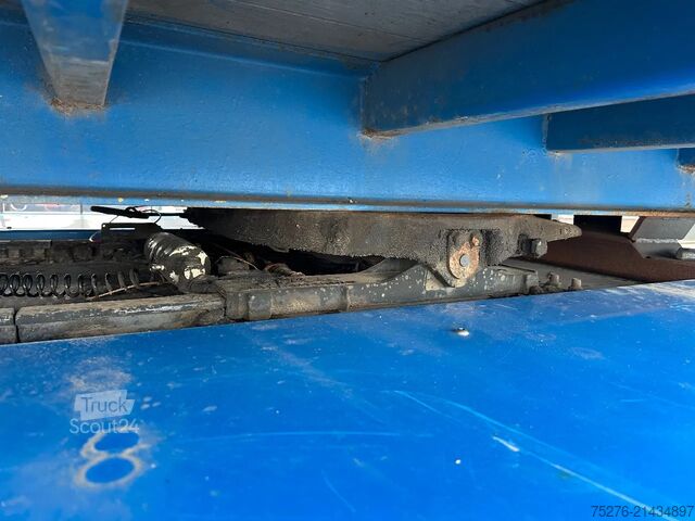 Camion-grue Volvo FM 420 6x2 Trekker/Bakwagen HMF 4720 + Flyjib ,...