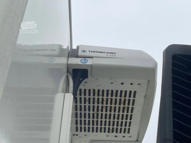 Transport chłodniczy/mrożony MAN TGL 12.220 Cool truck. Thermo King V300