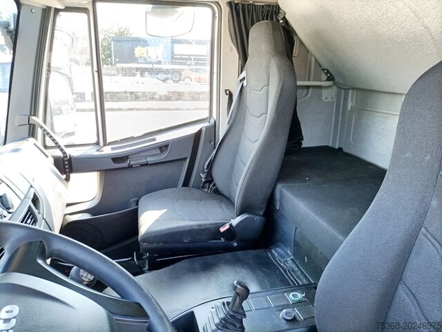 Düz kasalı ve brandalı kamyon Iveco EUROCARGO 160-320