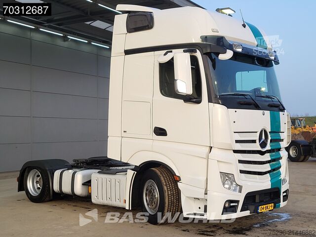 Volum SZM Mercedes Actros 1842 Actros 4X2 GigaSpace NL Mega 2xTank...