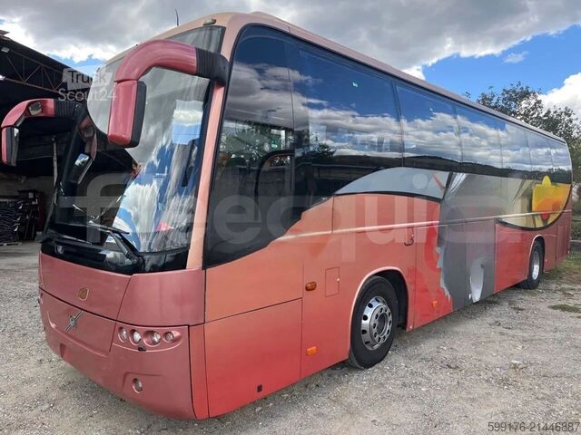 Touring car Volvo 9700
