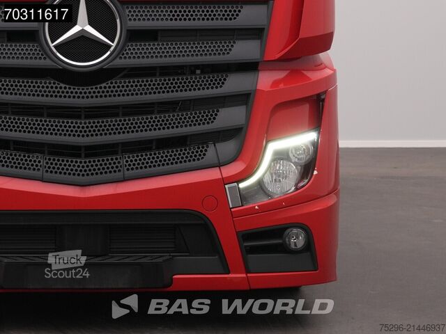 Volum SZM Mercedes Actros 1842 4X2 BigSpace Mega 2x Tanks Euro 6