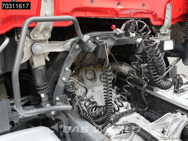 Volum SZM Mercedes Actros 1842 4X2 BigSpace Mega 2x Tanks Euro 6