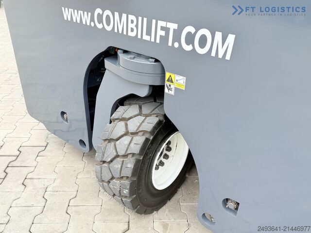 чотири-напрямний навантажувач Combilift C3000 DIESEL TRIPLEX 4900 POSITIONER