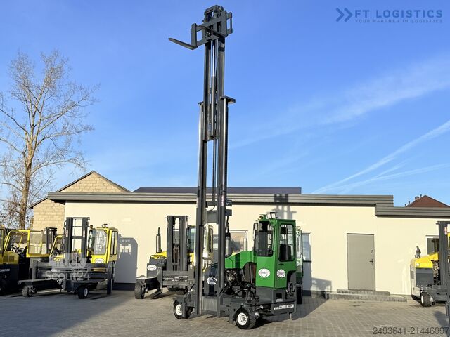 чотири-напрямний навантажувач Combilift C4000 GAS TRIPLEX 6900 FREE-LIFT CABIN