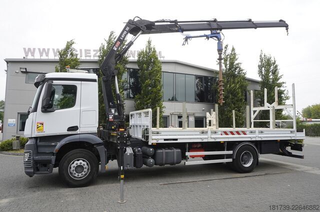 Plataforma con grúa Mercedes-Benz Arocs 1833 4x2 / 60 tho. km! / HIAB