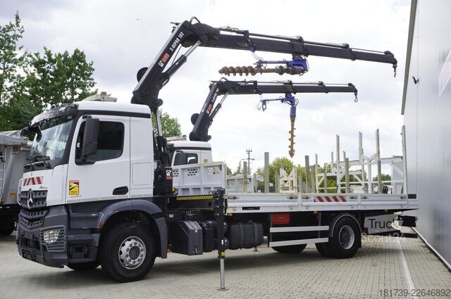 Plataforma con grúa Mercedes-Benz Arocs 1833 4x2 / 50 tho. km! / HIAB