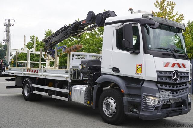 Plataforma con grúa Mercedes-Benz Arocs 1833 4x2 / 50 tho. km! / HIAB