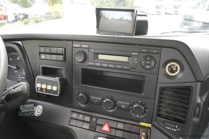 Plataforma con grúa Mercedes-Benz Arocs 1833 4x2 / 50 tho. km! / HIAB