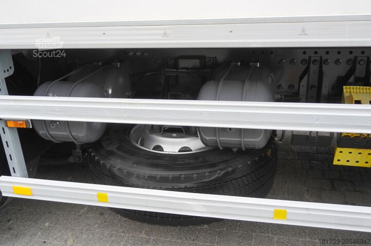 Hűtős DAF XF 480 6x2 E6 / Lamberet refrigerator 18