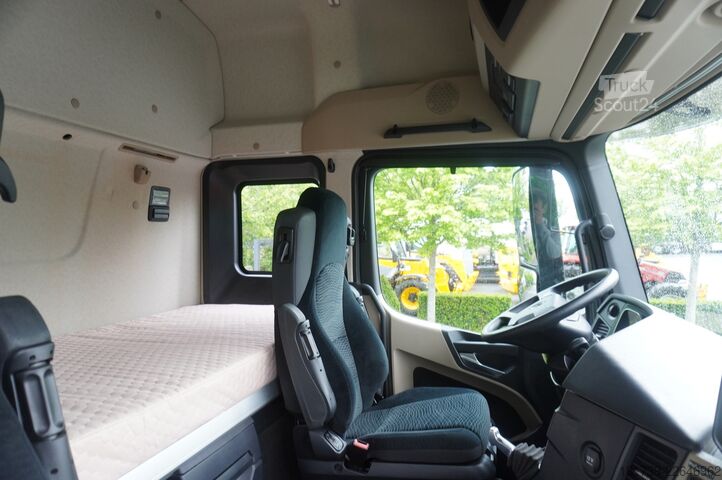 Frigo Mercedes-Benz Actros 2540 6×2 / 10 tho. km!!! / 18EPAL
