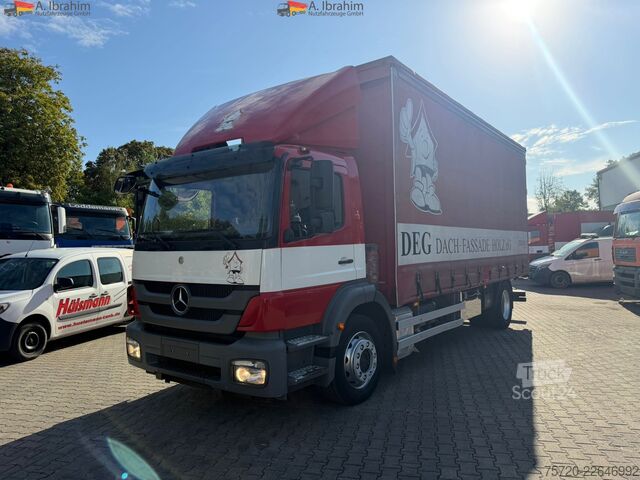 Platós teherautó ponyvával Mercedes-Benz Axor 1829L Staplerhalterung Schiebeplane Türen hinten