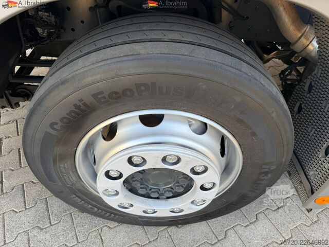 Platós teherautó ponyvával Mercedes-Benz Axor 1829L Staplerhalterung Schiebeplane Türen hinten