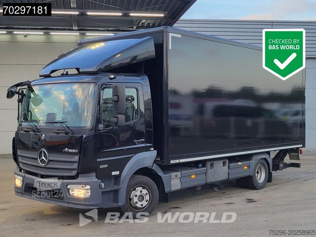 Koffer Mercedes Atego 1221 4X2 12tonner 1500kg Ladebordwand Aut...