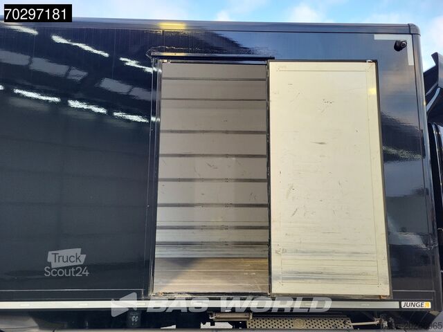 Koffer Mercedes Atego 1221 4X2 12tonner 1500kg Ladebordwand Aut...
