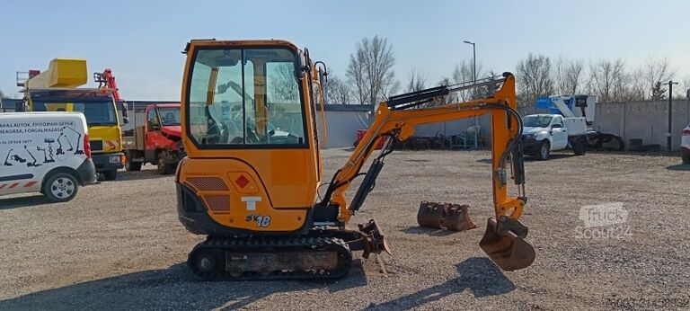 حفارة صغيرة Yanmar SV18 - with 3 buckets