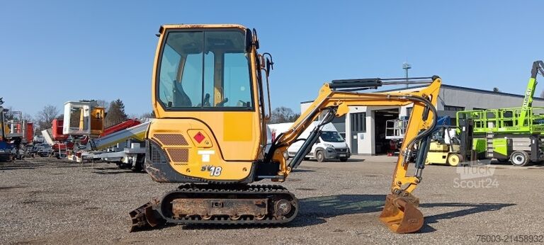 حفارة صغيرة Yanmar SV18 - with 3 buckets