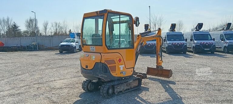 حفارة صغيرة Yanmar SV18 - with 3 buckets