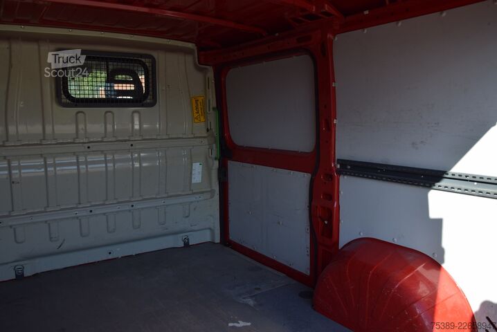 Furgone a tetto alto Peugeot Boxer  333 L1H1 2,0 HDI Klima AHK Standheizung