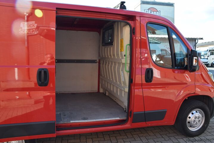 Furgone a tetto alto Peugeot Boxer  333 L1H1 2,0 HDI Klima AHK Standheizung